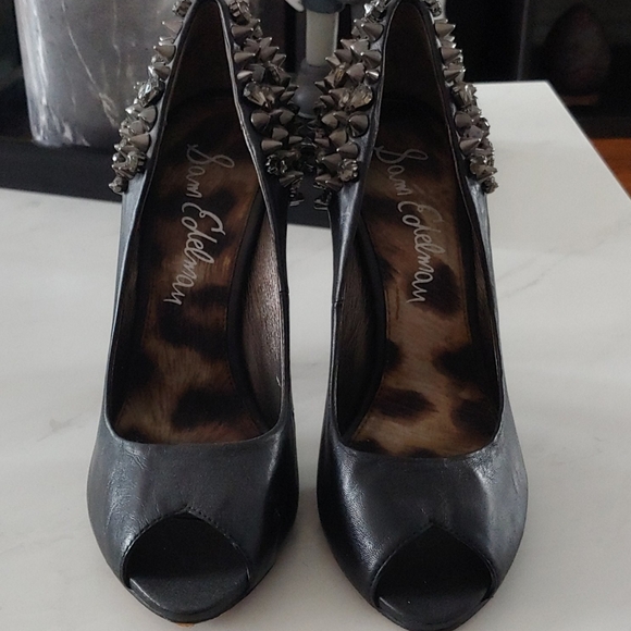 Authentic Sam Edelman Lorissa Heels - Picture 2 of 5
